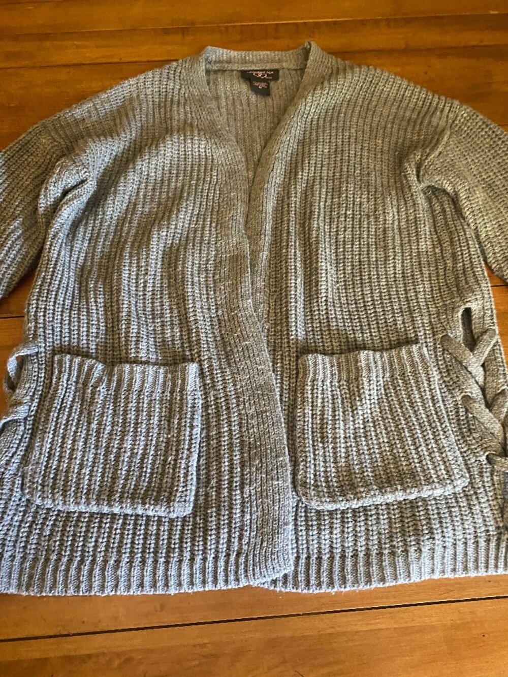 Women's Gray Knit Sweater Medium - Picture 2 of 9